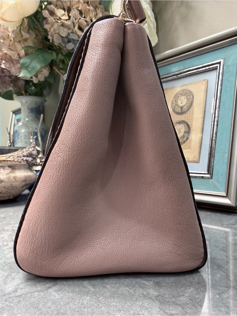 KATE SPADE Finlee Randall Street like new - Picture 4 of 14